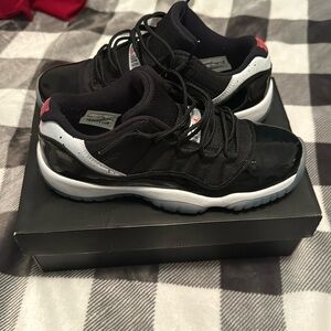 Jordan 11 low retro BG